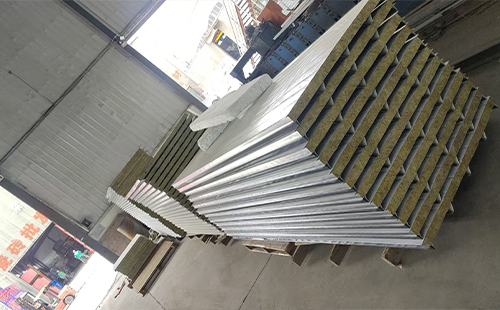 黄南彩钢夹芯板